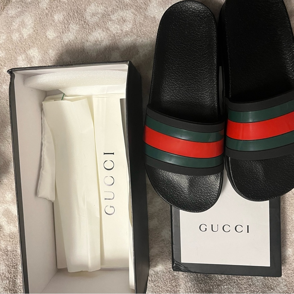 Gucci slides